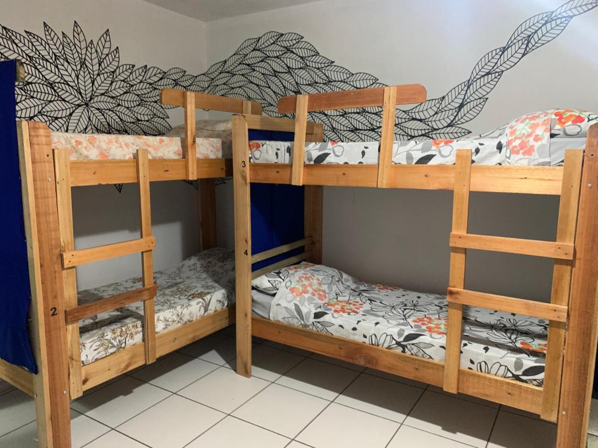 Oceanic Hostel Балнеариу-Камбориу Экстерьер фото