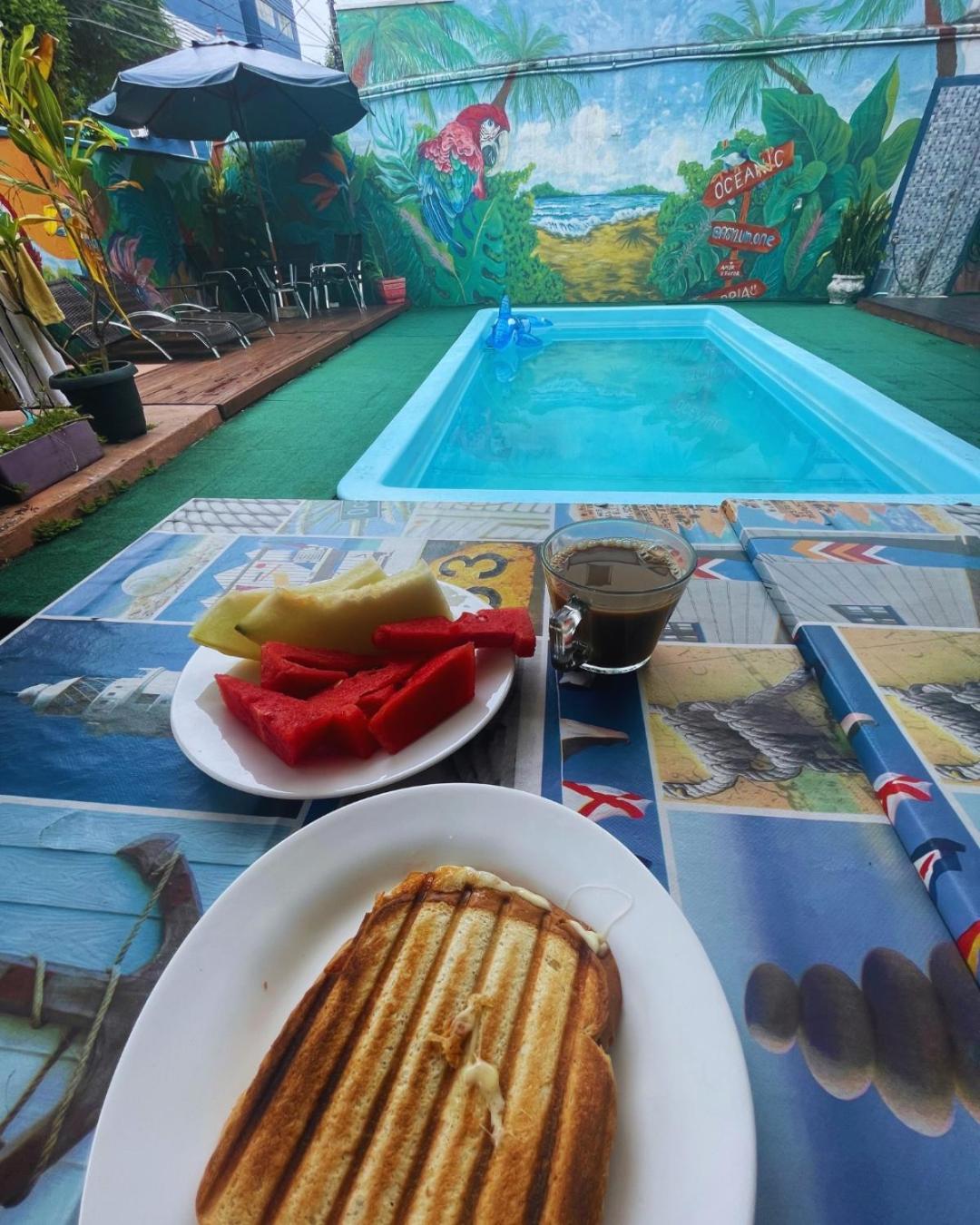 Oceanic Hostel Балнеариу-Камбориу Экстерьер фото